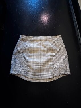 Zara Plaid Mini Skirt in Beige and Cream